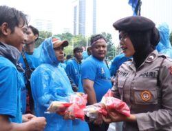 Polri Buktikan Humanisme di Tengah Badai: Aksi Nelayan di Monas Berakhir Aman dan Tertib Berkat Pendekatan Persuasif