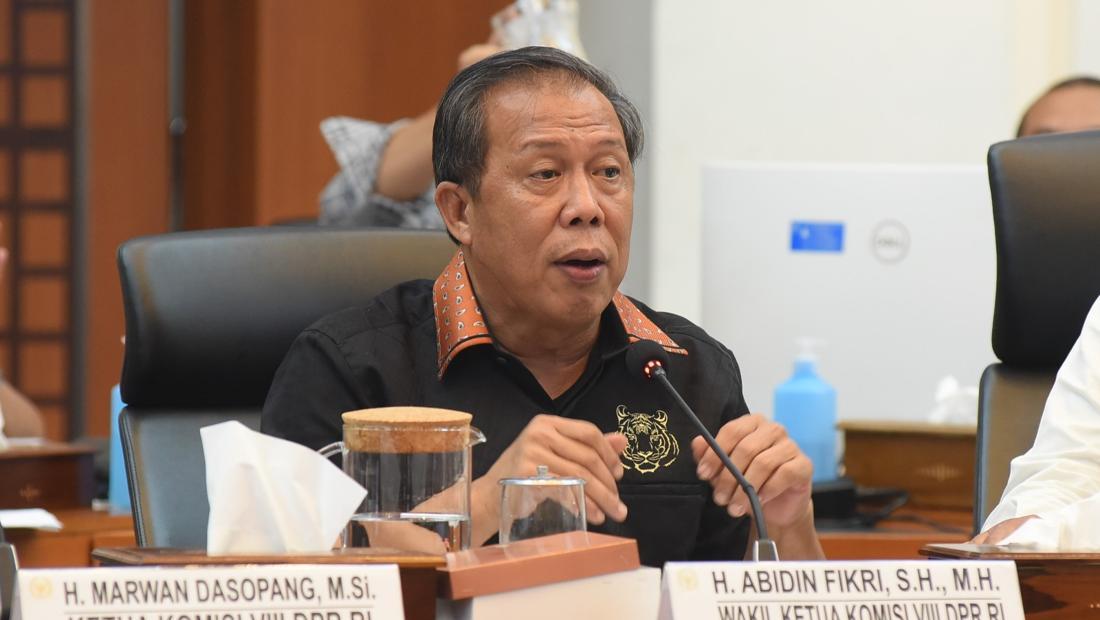 Dpr Desak Tuntas Gaji Guru Madrasah Ancam Demo Di Mana Mana