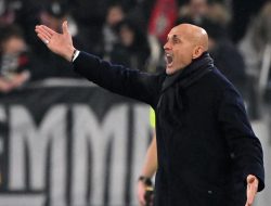 Juventus Bungkam Benfica, Spalletti Ribut dengan Suporter