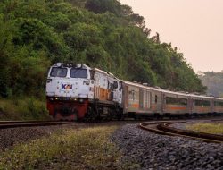 KA Jayakarta Premium Dilempar Batu di Nganjuk, 4 Bocah Diamankan