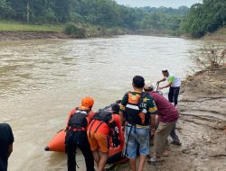 Lansia 70 Tahun Tenggelam di Sungai Ciujung Lebak, Batang Pisang Lepas