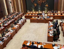 Utut DPR Berseloroh, Duga Budi Djiwandono Merapat ke Eksekutif