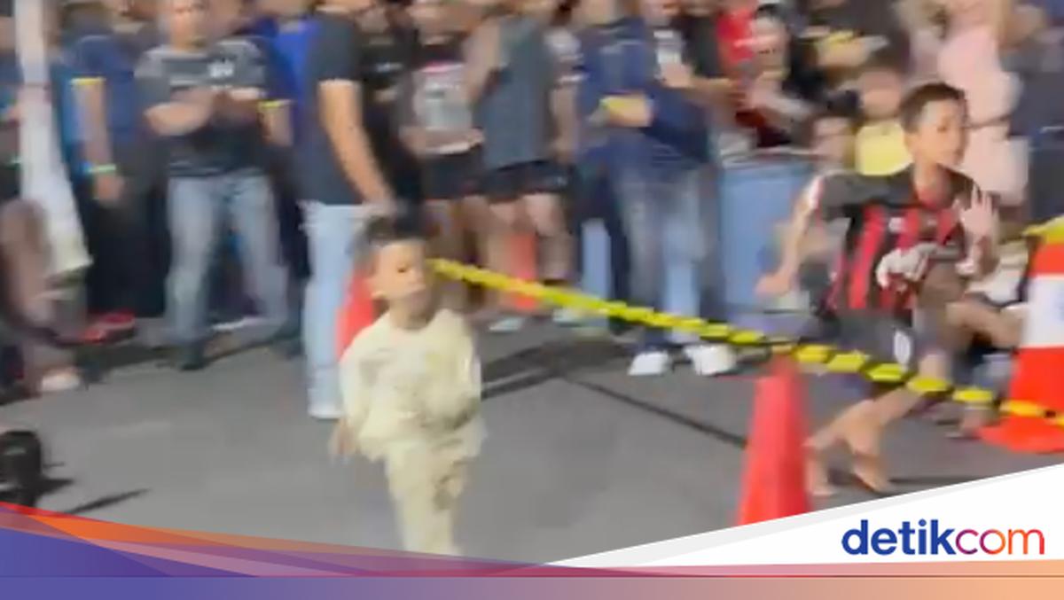 Polda Riau Gelar Lomba Lari Malam Di Pekanbaru Ajak Bocil Berpartisipasi