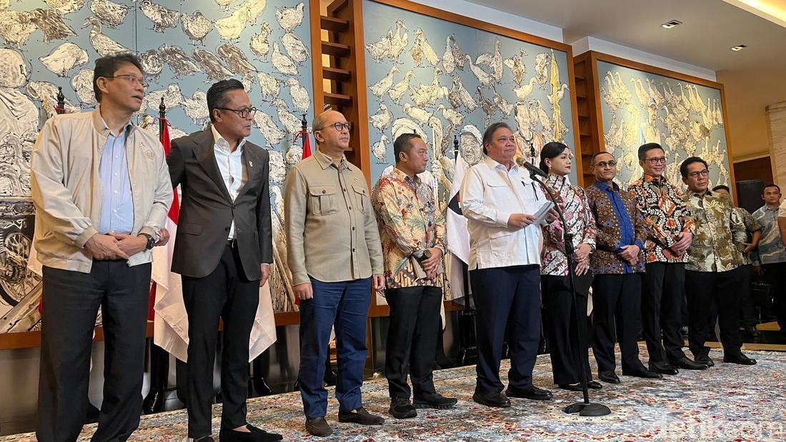 Prabowo Jamin Ekonomi Kuat Ke Investor Usai Ihsg Rontok Kata Airlangga