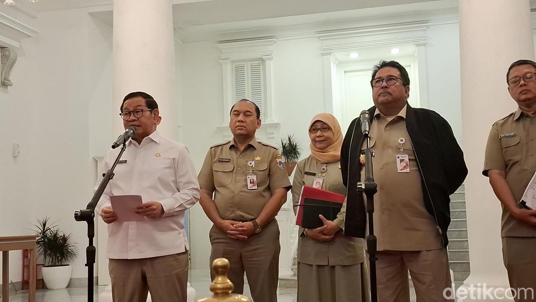 Pramono Pastikan Stok Pangan Dki Cukup Jelang Ramadan Warga Diimbau Tak Panic Buying