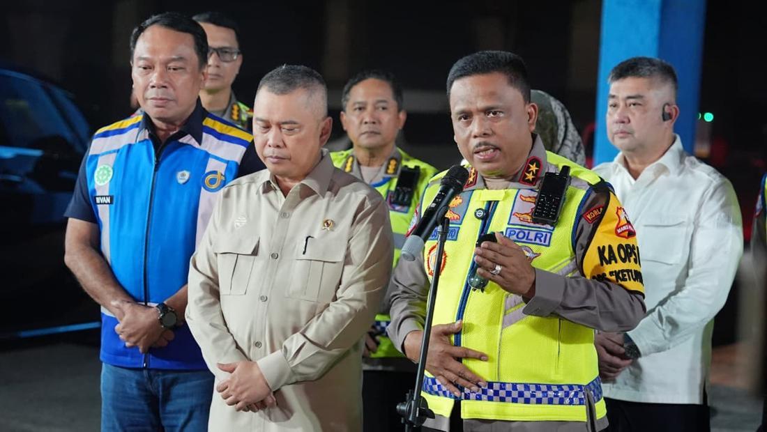 Contraflow Km 55 70 Tol Trans Jawa Malam Ini One Way Nasional Besok Siang