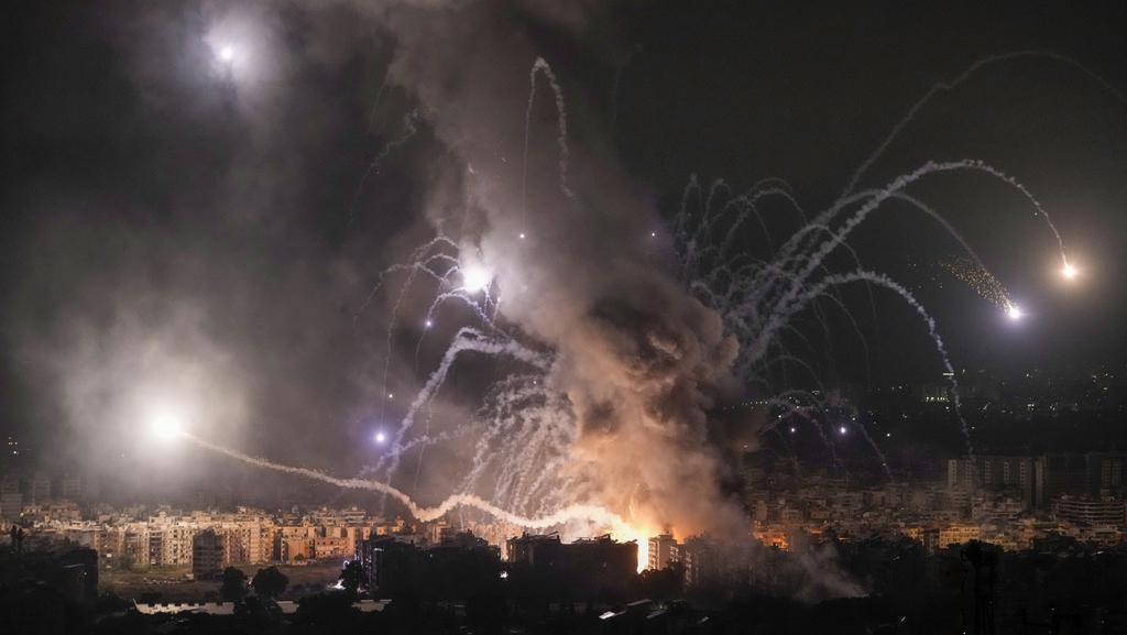 Israel Hancurkan Jembatan Di Lebanon Selatan Aoun Kecam Pendahuluan Invasi Darat