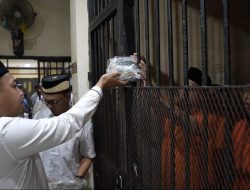 Tahanan Polres Serang Terharu Santap Opor-Rendang Lebaran dari Kapolres