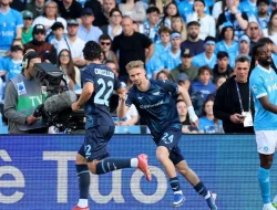 Napoli Vs Lazio: Il Partenopei Diterkam Elang di Kandang